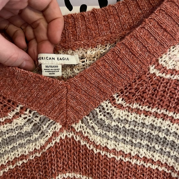 American Eagle XL sweater - Picture 2 of 2